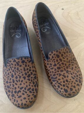 Dansko Olivia Slip-Ons Pony Hair Cheetah Print 41